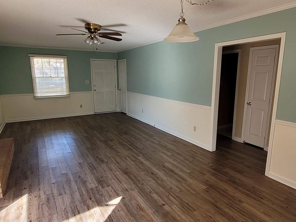1st image of 133 West Blvd #133