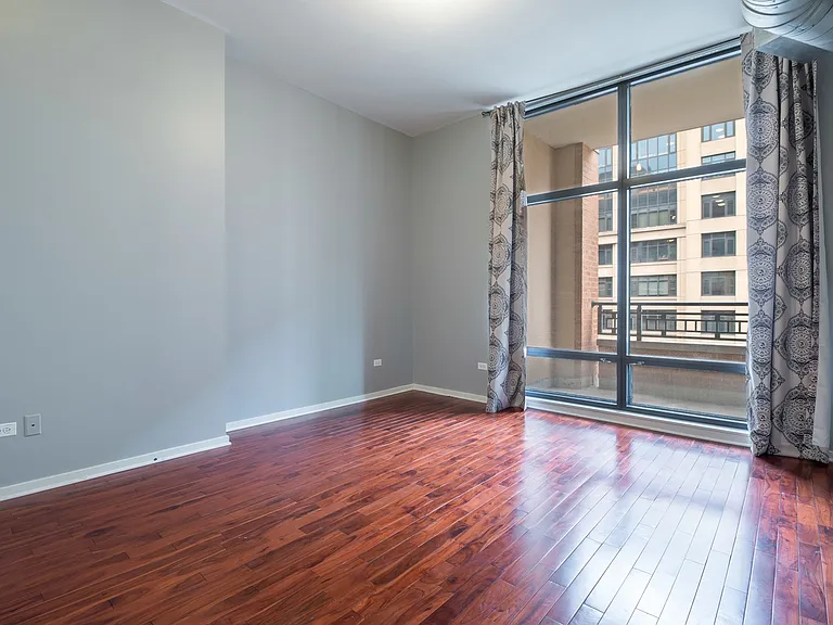520 S State St #1403 — Photo 8