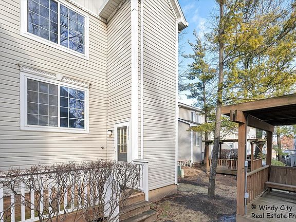 3rd image of 6391 Fremont Dr #6391