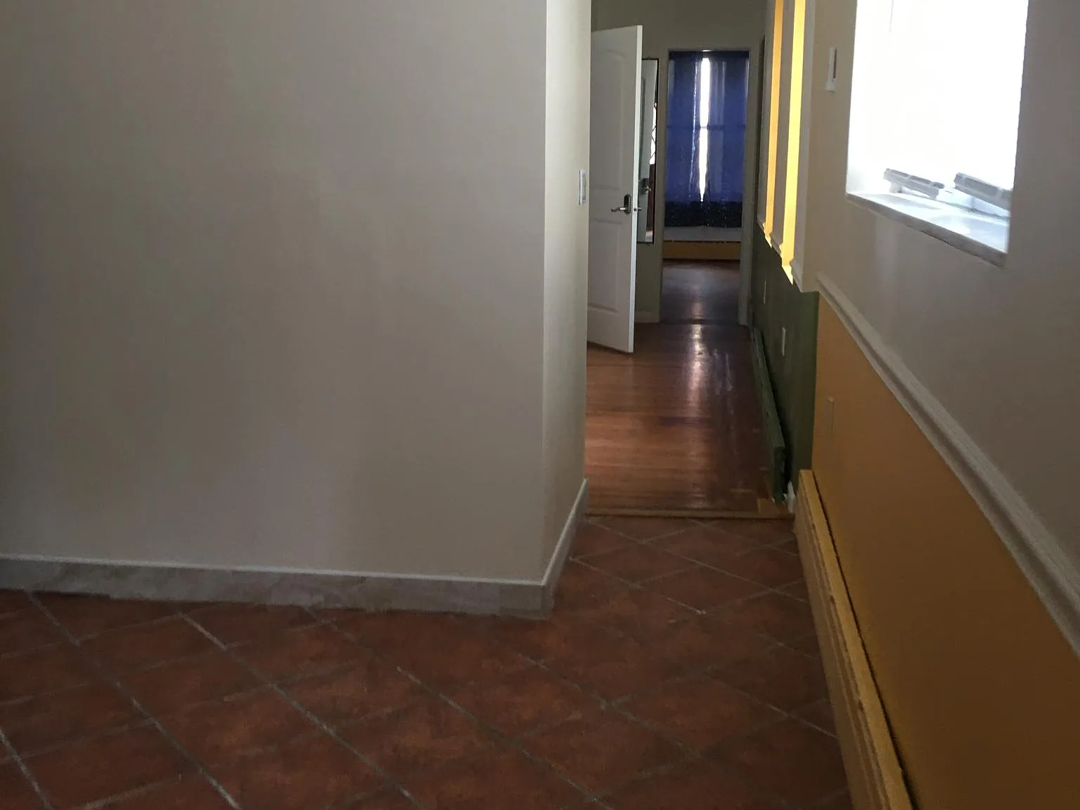 1 bed, 950 sqft, $1,200 — Photo 2