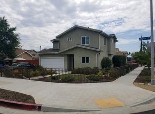 10724 Saticoy St, Sun Valley, CA 91352
