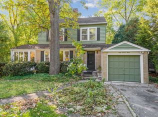 4712 Montgomery Ave, Downers Grove, IL 60515