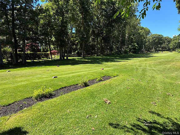 3rd image of 415 Clubhouse Court
