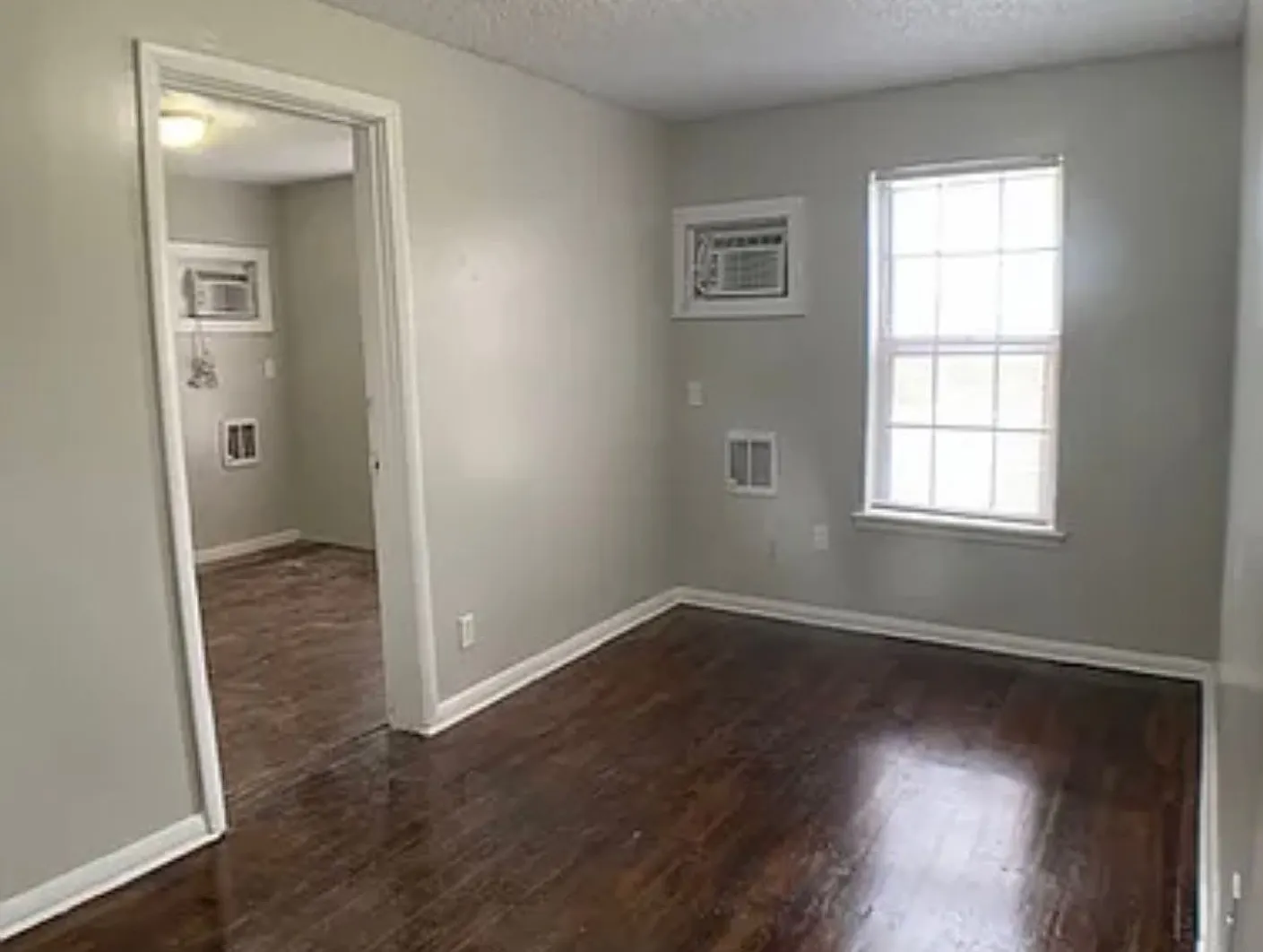 4 bed 2 bath OKC — Photo 1