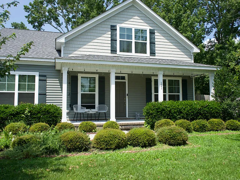 121 Matt Ln — Photo 1