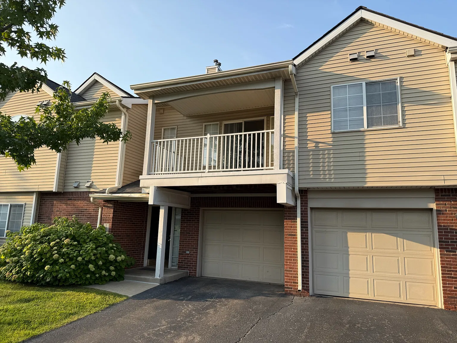 2 bed, 1248 sqft, $1,650 — Photo 2