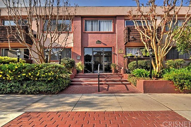 1st image of 5349 Newcastle Ave APT 6