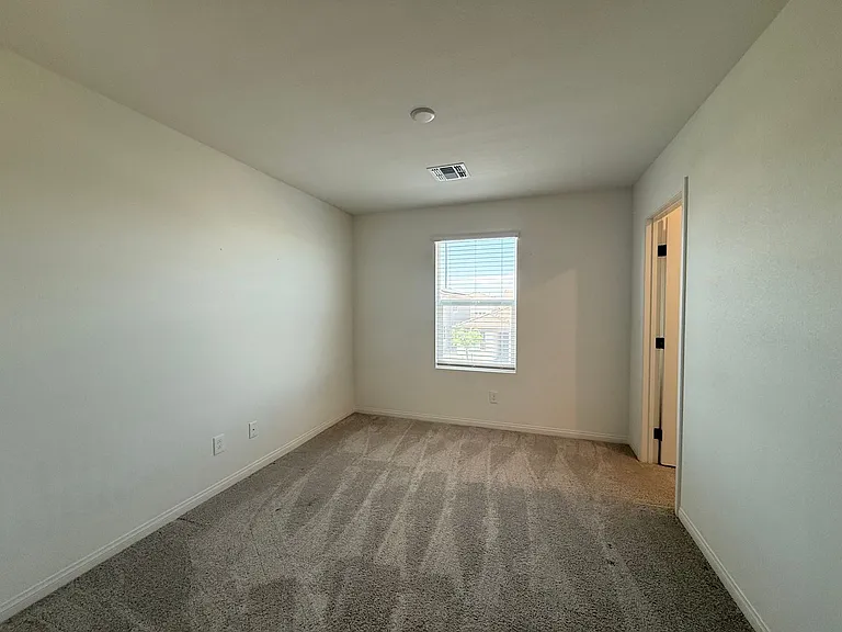 3045 Foxtail Hollow Ave — Photo 18