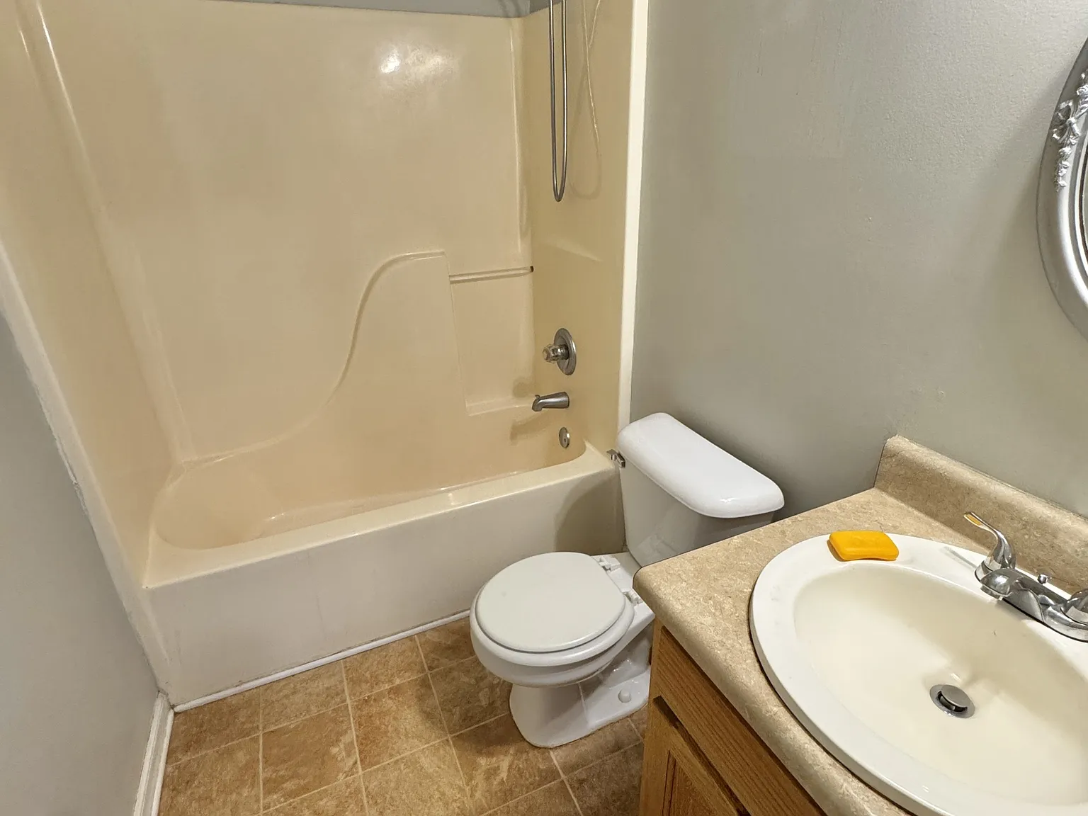 2037 Ross Lane - 1 — Photo 3