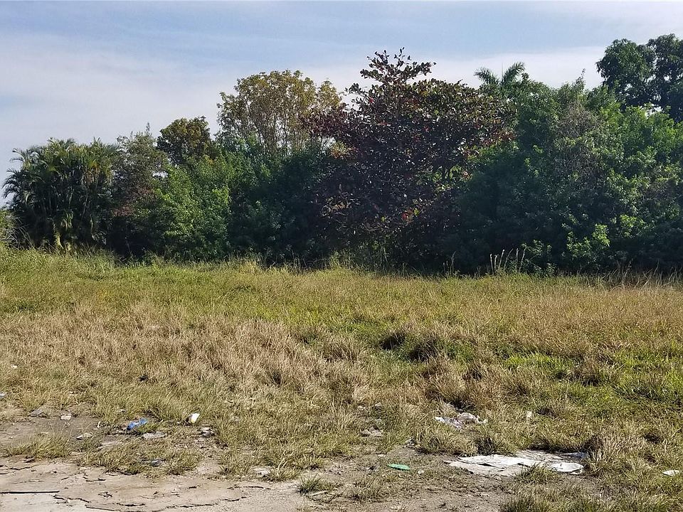 1st image of 450 136th Street