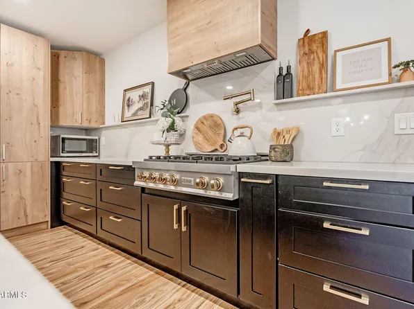 7018 N 13TH Street, Phoenix, AZ 85020
