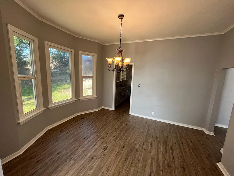 709 Crescent Ave — Photo 23