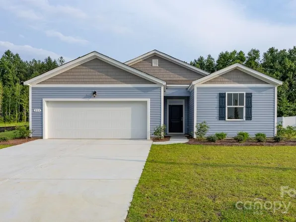115 Callie River Ct, Clyde, NC 28721