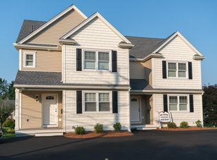 114A Lake St, Webster, MA 01570