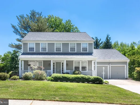 17 Golden Grass Ct, Owings Mills, MD 21117