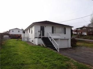 150 Paris Ln, Huntington, WV 25704