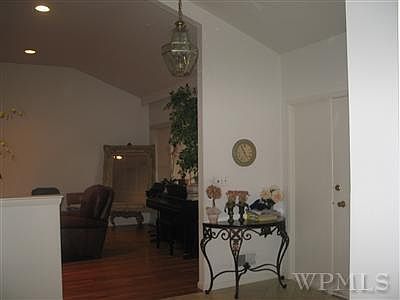 2nd image of 7 Sylvan Ln