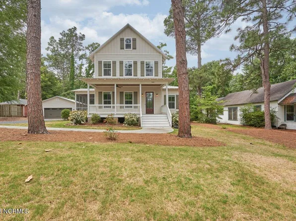 340 W Connecticut Avenue, Southern Pines, NC 28387