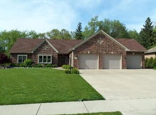 14278 Castlebar Trl, Woodstock, IL 60098