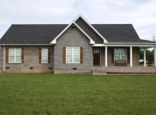 123 Arlis Gene Cir, Lafayette, TN 37083