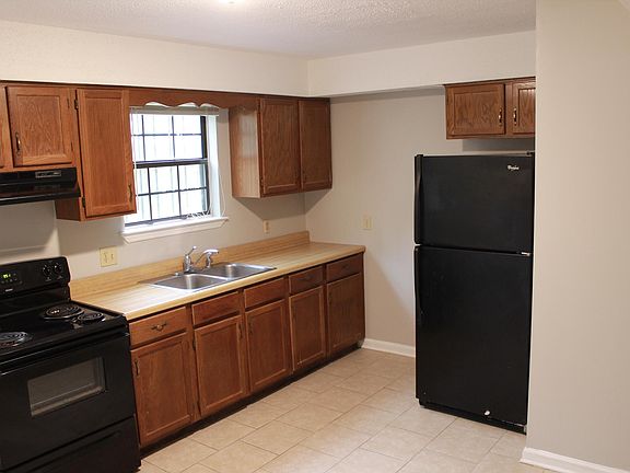 5th image of 3206 Gleason Dr