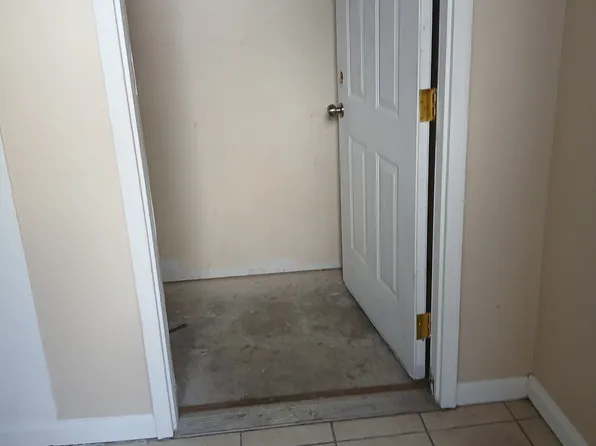 711C S Poplar St, Carbondale, IL