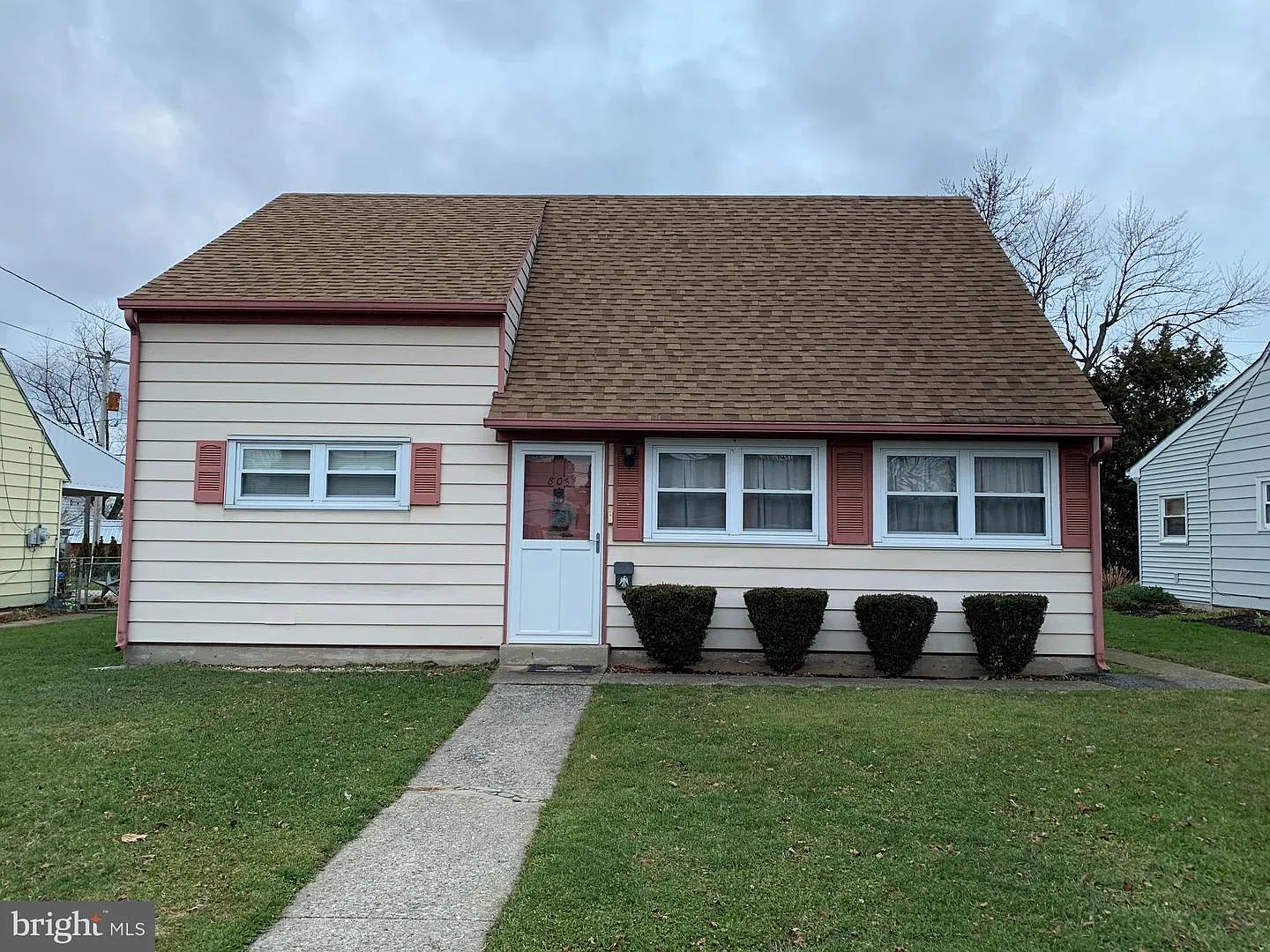806 Hartman Ave photo 1