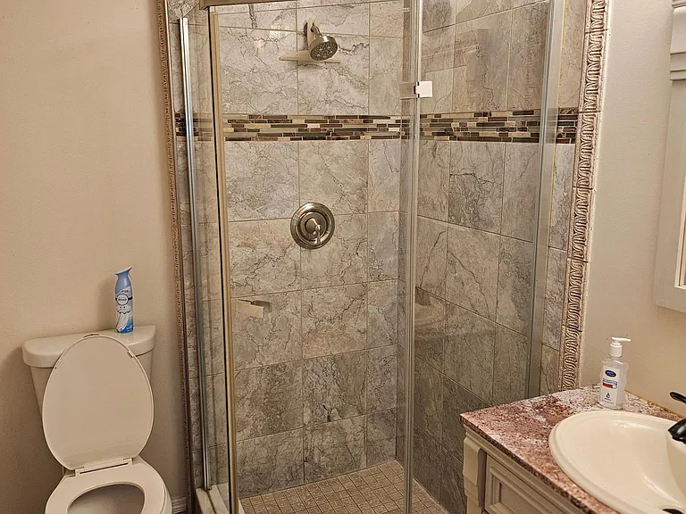 810 W Canton Ave — Photo 25