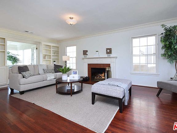 3rd image of 371 Dalkeith Ave