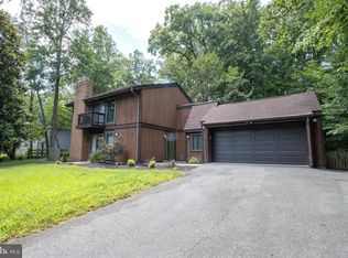 6277 Occoquan Forest Dr, Manassas, VA 20112