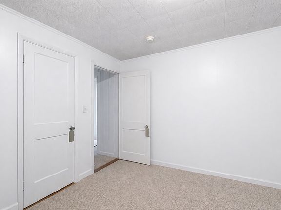 4th image of 2578 Hotel Rd #2