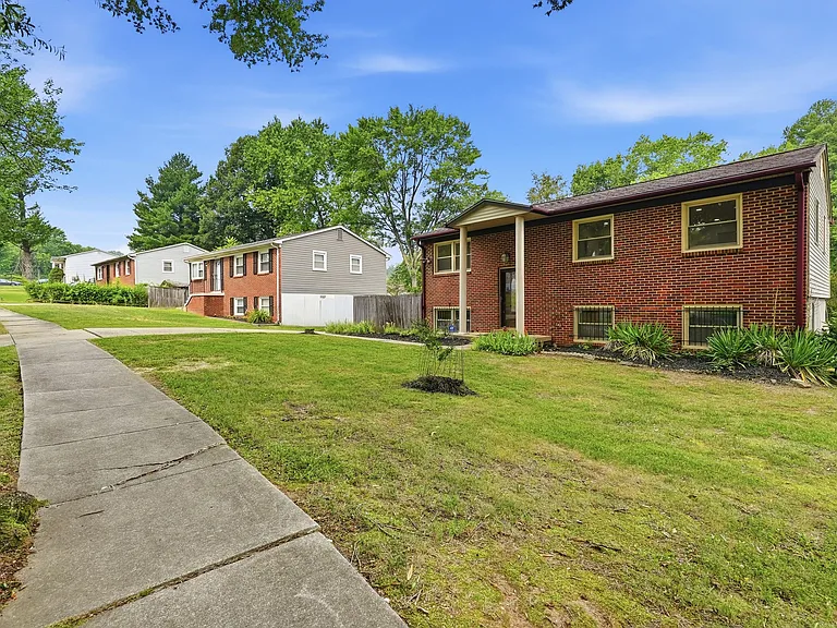 17004 Gohagen Rd — Photo 5
