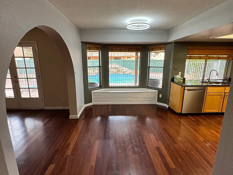 6228 W Cortez St — Photo 33