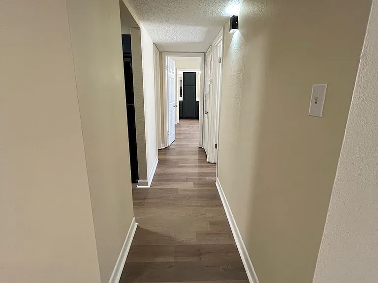2 Bedroom 2 bath- hallway