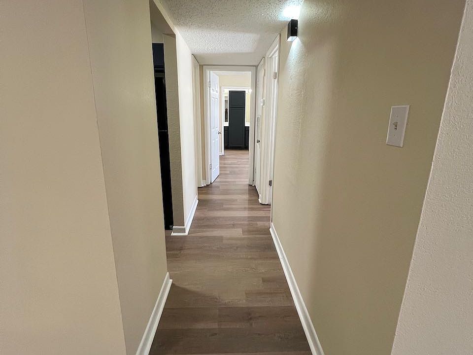2 Bedroom 2 bath- hallway