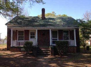 114 Church Ave, Greenwood, SC 29646