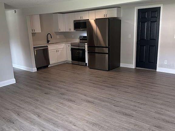 3rd image of 3329 LYNN DRIVE