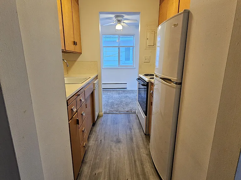 3401 37th Ave SW — Photo 2
