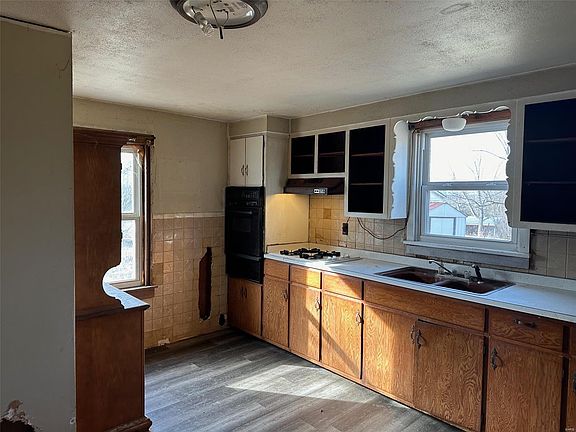 4th image of 6302 State Road Y