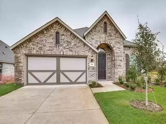 3rd image of 309 Lake Cove Dr