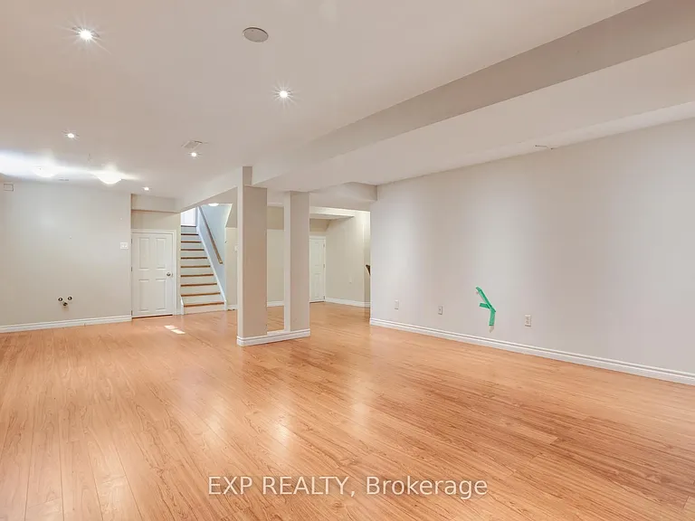 163 Daimler Dr — Photo 41