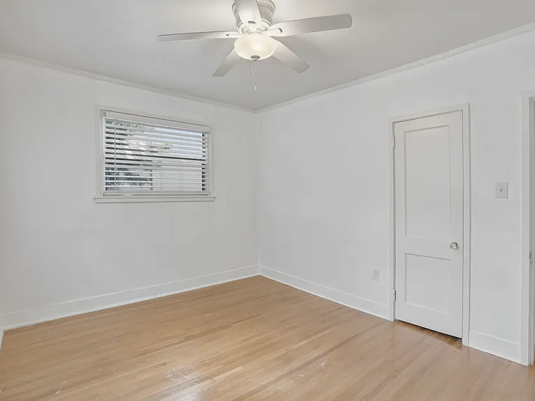 3218 W Santiago St — Photo 2