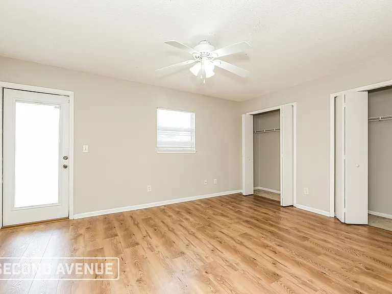 5647 Ellis Trace Dr — Photo 10
