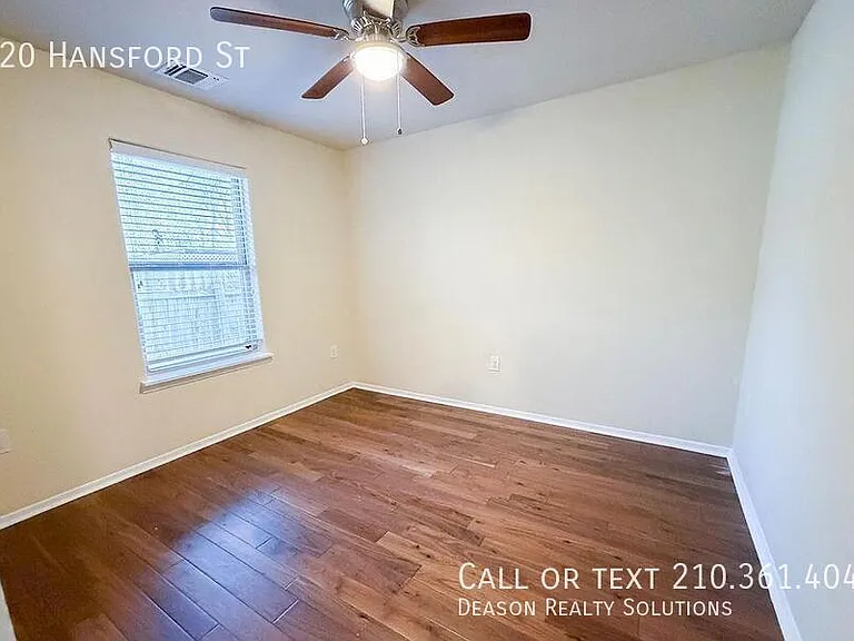 220 Hansford St — Photo 12