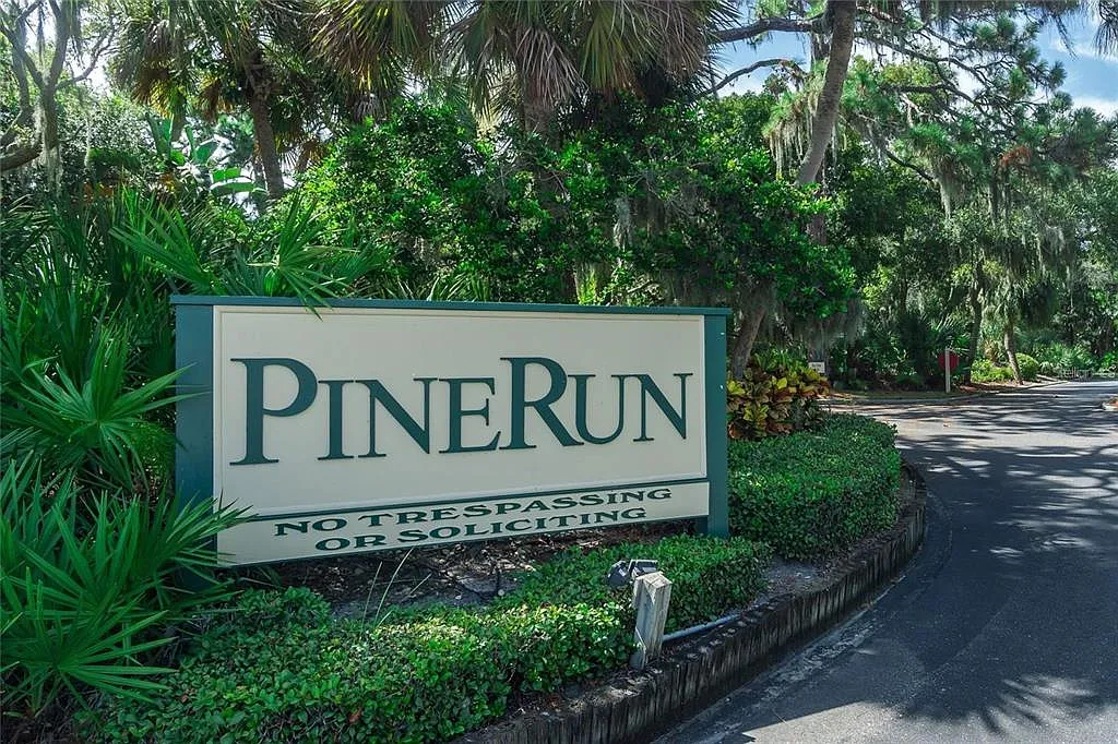3 bed, 2.5 bath, 1839 sqft, $6,950 — Photo 2