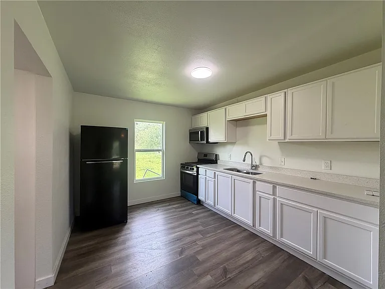 4942 Anthony St — Photo 5