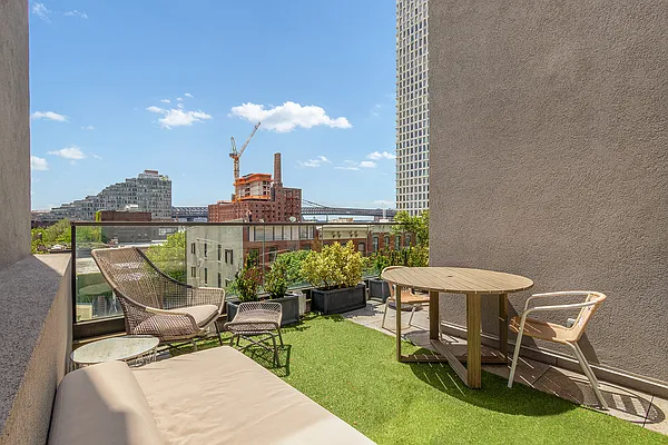 Rented by Nest Seekers International | media 25