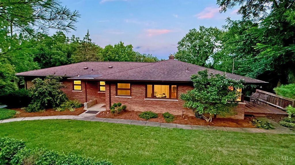 Real estate listing image