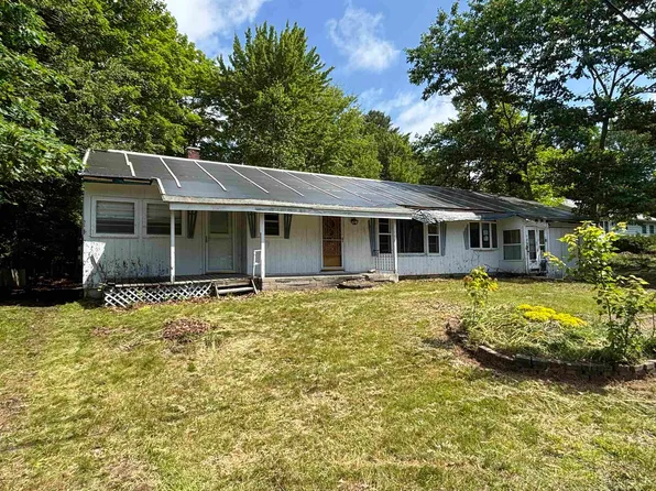 22 Crow Hill Street, Northumberland, NH 03582