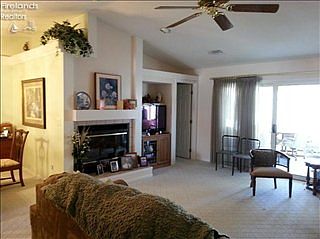 4th image of 915 Hidden Valley Dr
